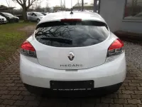 Gebraucht Renault Mégane Coupé Bose Edition 132 PS (97 kW) 2014 Weiß Coupé