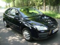 Gebraucht Ford Focus Trend 116 PS (85 kW) 2005 Blau Limousine