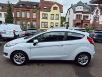 Gebraucht Ford Fiesta 60 PS (44 kW) 2017 Weiß Kleinwagen
