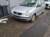 Gebraucht VW Polo Basis 75 PS (55 kW) 2003 Silber Limousine