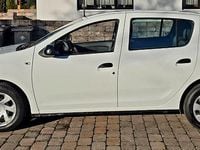 Gebraucht Dacia Sandero Ambiance 75 PS (55 kW) 2014 Weiß Kleinwagen