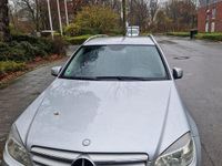 Gebraucht Mercedes 220 170 PS (125 kW) 2011 Silber Kombi