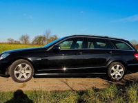 Gebraucht Mercedes E250 205 PS (150 kW) 2010 Schwarz Kombi