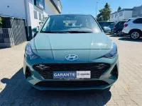 Gebraucht Hyundai i10 67 PS (49 kW) 2024 Grün Kleinwagen