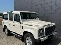 Gebraucht Land Rover Defender 122 PS (89 kW) 2010 Weiß Kombi