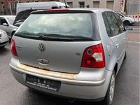 Gebraucht VW Polo 60 PS (44 kW) 2001 Silber Kleinwagen