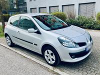 Gebraucht Renault Clio III Dynamique 75 PS (55 kW) 2006 Silber Kleinwagen