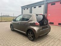Gebraucht Toyota Aygo Connect Style 68 PS (50 kW) 2012 Bronze Kleinwagen
