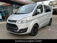 Gebraucht Ford Transit Titanium 170 PS (125 kW) 2016 Silber Kombi