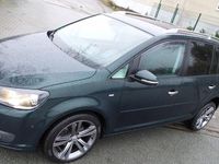 Gebraucht VW Touran Cup 105 PS (77 kW) 2014 Grün Van / Kleinbus