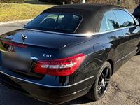 Gebraucht Mercedes E250 204 PS (150 kW) 2010 Schwarz Cabrio