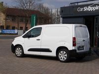 Gebraucht Citroën Berlingo 131 PS (96 kW) 2020 Weiß Van / Kleinbus