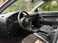 Second-hand VW Passat 190 CP (139 kW) 2002 Argintiu Break