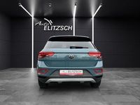 Gebraucht VW T-Roc Move 110 PS (80 kW) 2023 Petroleum blue metallic SUV