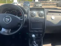 Gebraucht Dacia Duster Lauréate 125 PS (91 kW) 2017 Grau "comete" SUV