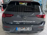 Gebraucht VW Golf VII Life 150 PS (110 kW) 2021 Delfingrau metallic Kleinwagen