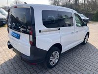 Gebraucht VW Caddy 102 PS (75 kW) 2024 Weiß Van / Kleinbus