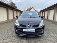 Gebraucht Renault Clio II 101 PS (74 kW) 2007 Schwarz Kleinwagen