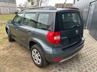 Gebraucht Skoda Yeti Active 105 PS (77 kW) 2014 Grau SUV