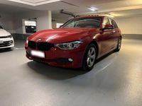 Second-hand BMW 320 163 CP (119 kW) 2012 Roșu Berlinǎ