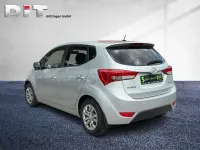 Gebraucht Hyundai ix20 Passion 125 PS (91 kW) 2017 Silber Kleinwagen