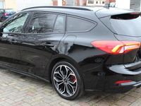 gebraucht Ford Focus ST-Line 1.Hand