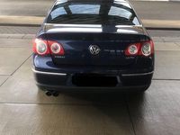 Gebraucht VW Passat Comfortline 140 PS (102 kW) 2008 Blau Limousine