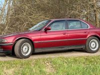 Second-hand BMW 730 218 CP (160 kW) 1995 Roșu Berlinǎ