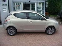 gebraucht Lancia Ypsilon Gold 0.9 TwinAir Turbo 8v* Allwetterreif