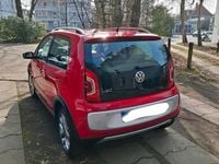 Gebraucht VW cross up! 75 PS (55 kW) 2016 Rot Kleinwagen