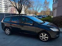 Gebraucht Ford Focus 109 PS (80 kW) 2009 Schwarz Kombi