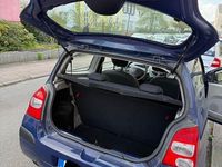 Używany Renault Twingo Authentique 58 KM (42 kW) 2007 Niebieski Hatchback