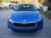Neu Skoda Scala Selection 150 PS (110 kW) 2025 Raceblau metallic Kleinwagen