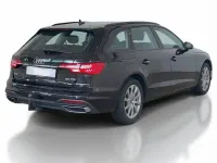 Gebraucht Audi A4 Basis 204 PS (150 kW) 2023 Mythosschwarz (metallic) Kombi