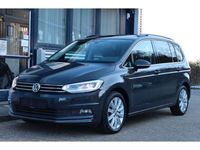 gebraucht VW Touran Touran20 TDI DSG Highline KLIMAAUT CAM LED PANO