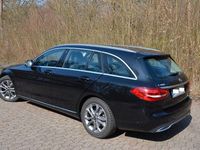 Gebraucht Mercedes C180 156 PS (114 kW) 2018 Schwarz Limousine