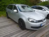 Gebraucht VW Golf VI 105 PS (77 kW) 2011 Silber Kleinwagen