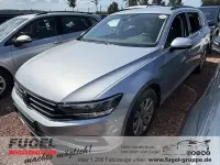 Gebraucht VW Passat 150 PS (110 kW) 2023 Scale silver metallic Kombi