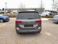 Gebraucht VW Touran Comfortline 150 PS (110 kW) 2015 Grau Van / Kleinbus