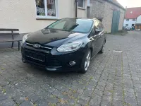 Second-hand Ford Focus 150 CP (110 kW) 2012 Negru Break