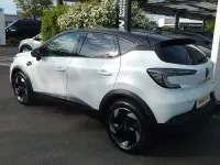 Używany Renault Captur Techno 143 KM (105 kW) 2025 Biały SUV