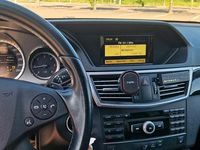 Gebraucht Mercedes E250 204 PS (150 kW) 2012 Schwarz Limousine