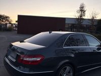 Gebraucht Mercedes E200 184 PS (135 kW) 2009 Limousine