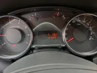 Gebraucht Peugeot 5008 Active 156 PS (114 kW) 2011 Silber Van / Kleinbus