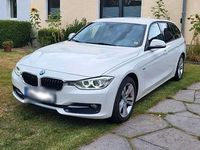 Gebraucht BMW 320 Shadowline 184 PS (135 kW) 2015 Weiß Kombi