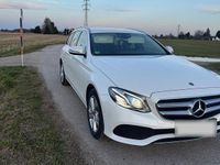 Gebraucht Mercedes E220 Avantgarde 194 PS (142 kW) 2017 Weiß Kombi