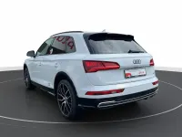 Gebraucht Audi Q5 Sport 190 PS (139 kW) 2019 Gletscherweiß metallic SUV