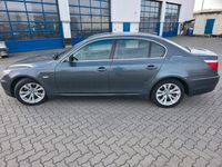 Gebraucht BMW 525 197 PS (144 kW) 2009 Grau Limousine