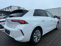 Używany Opel Astra Elegance 131 KM (96 kW) 2023 Biały Sedan/Limuzyna