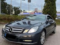 Gebraucht Mercedes E220 Avantgarde 170 PS (125 kW) 2011 Coupé